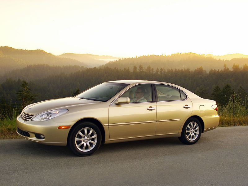 Lexus-ES-330-006.jpg